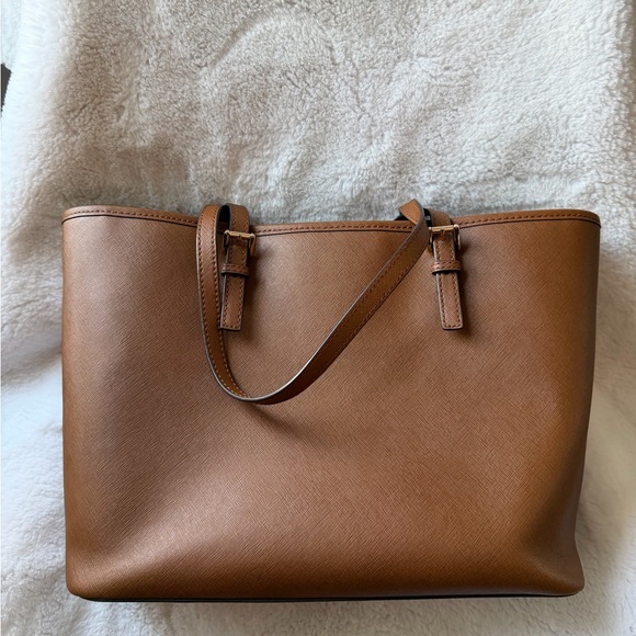 Michael Kors Jet Set Travel Large Saffiano Leather Tote – Luggage - Picture 2 of 6